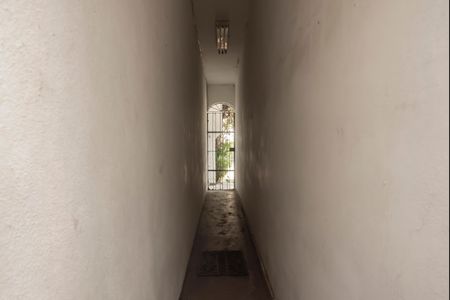 Casa para alugar com 250m², 4 quartos e 2 vagasAcesso lateral