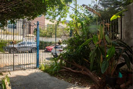 Casa para alugar com 250m², 4 quartos e 2 vagasGaragem/Jardim