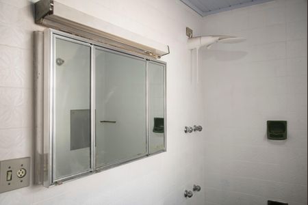 Casa para alugar com 250m², 4 quartos e 2 vagasBanheiro