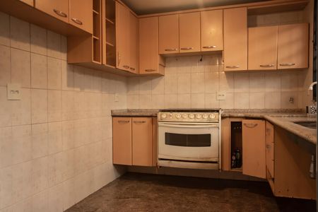 Casa para alugar com 250m², 4 quartos e 2 vagasCozinha