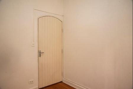 Casa para alugar com 250m², 4 quartos e 2 vagasSuíte - Antessala