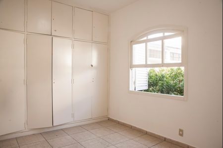 Casa para alugar com 250m², 4 quartos e 2 vagasSuíte