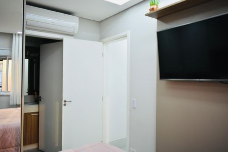 Apartamento à venda com 97m², 2 quartos e 1 vaga Apartamento à venda com 97m², 2 quartos e 1 vagaSuíte