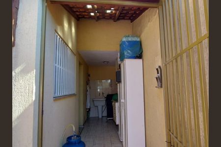 Casa à venda com 68m², 2 quartos e 2 vagas Casa à venda com 68m², 2 quartos e 2 vagasÁrea de Serviço