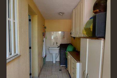 Casa à venda com 68m², 2 quartos e 2 vagas Casa à venda com 68m², 2 quartos e 2 vagasÁrea de Serviço