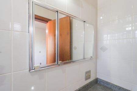 Casa à venda com 504m², 4 quartos e 8 vagasBanheiro da Suíte 4