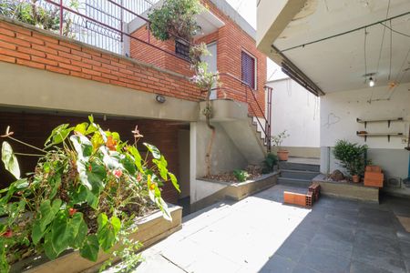 Casa à venda com 504m², 4 quartos e 8 vagasÁrea Externa