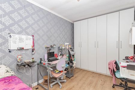 Casa de condomínio à venda com 157m², 3 quartos e 3 vagasQuarto 2