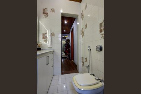 Casa à venda com 368m², 4 quartos e 3 vagasBanheiro da Suíte