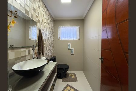 Casa à venda com 185m², 3 quartos e 2 vagas Casa à venda com 185m², 3 quartos e 2 vagasLavabo