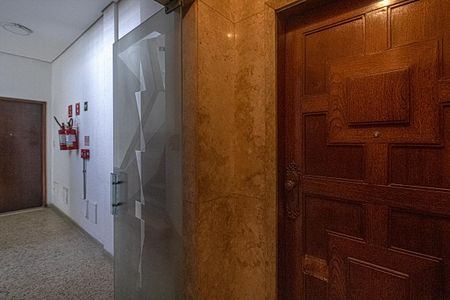 Apartamento para alugar com 600m², 6 quartos e 3 vagashall social_3