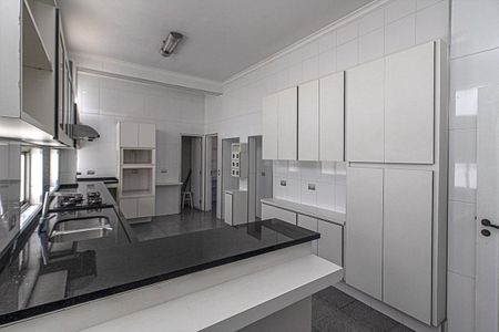 Apartamento para alugar com 600m², 6 quartos e 3 vagascozinha_2