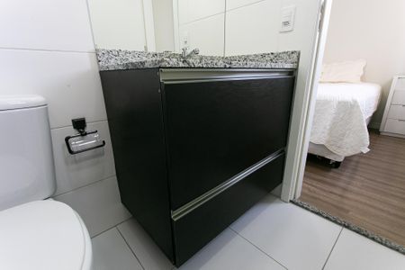 Apartamento à venda com 66m², 3 quartos e 1 vaga Apartamento à venda com 66m², 3 quartos e 1 vagaBanheiro da Suíte