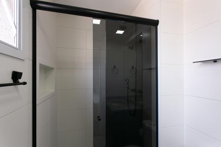 Apartamento à venda com 66m², 3 quartos e 1 vaga Apartamento à venda com 66m², 3 quartos e 1 vagaBanheiro da Suíte