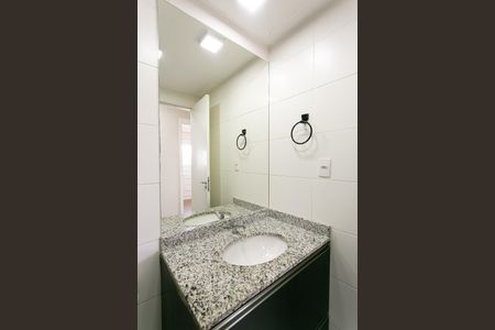 Apartamento à venda com 66m², 3 quartos e 1 vaga Apartamento à venda com 66m², 3 quartos e 1 vagaBanheiro Social