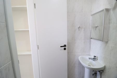 Apartamento para alugar com 340m², 5 quartos e 3 vagasBanheiro de serviço