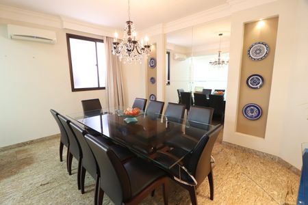 Apartamento para alugar com 340m², 5 quartos e 3 vagasCopa