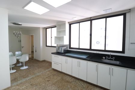 Apartamento para alugar com 340m², 5 quartos e 3 vagasCozinha