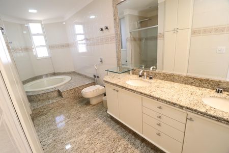 Apartamento para alugar com 340m², 5 quartos e 3 vagasSuíte 2