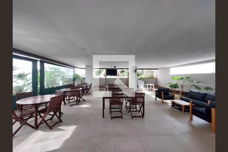 Apartamento à venda com 61m², 2 quartos e 1 vagaChurrasqueira