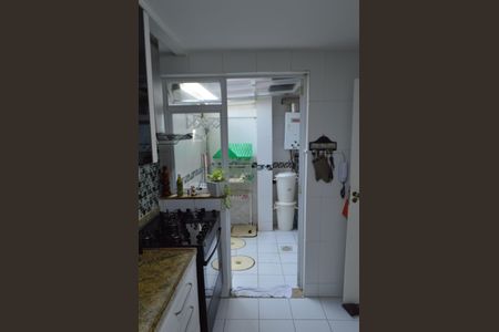 Apartamento à venda com 180m², 4 quartos e 1 vagaÁrea de Serviço