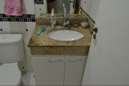 Apartamento à venda com 180m², 4 quartos e 1 vagaLavabo