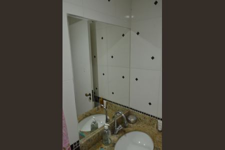 Apartamento à venda com 180m², 4 quartos e 1 vagaLavabo