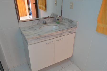 Apartamento à venda com 180m², 4 quartos e 1 vagaBanheiro 2