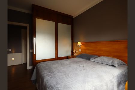 Apartamento à venda com 425m², 5 quartos e 6 vagasSuíte 2