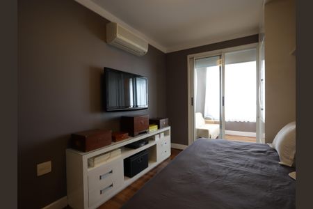 Apartamento à venda com 425m², 5 quartos e 6 vagasSuíte 1