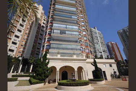 Apartamento à venda com 425m², 5 quartos e 6 vagasFachada