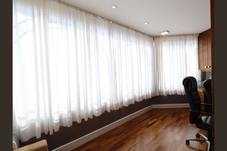 Apartamento à venda com 425m², 5 quartos e 6 vagasVaranda da suíte 1