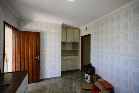 Casa à venda com 330m², 3 quartos e 7 vagasCozinha