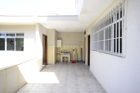 Casa à venda com 330m², 3 quartos e 7 vagasÁrea de Serviço