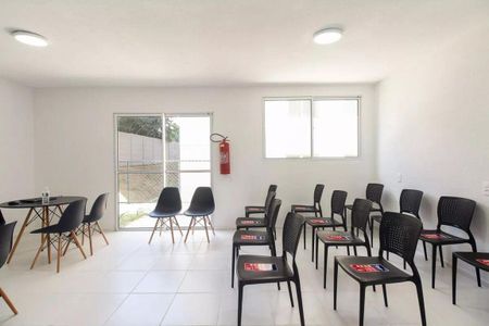 Apartamento para alugar com 42m², 2 quartos e sem vaga Apartamento para alugar com 42m², 2 quartos e sem vagaCondomínio - Salão de Festas