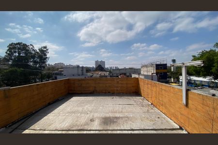 Casa à venda com 320m², 4 quartos e 9 vagas Casa à venda com 320m², 4 quartos e 9 vagasTerraço