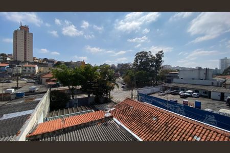 Casa à venda com 320m², 4 quartos e 9 vagas Casa à venda com 320m², 4 quartos e 9 vagasVista da Área de Serviço
