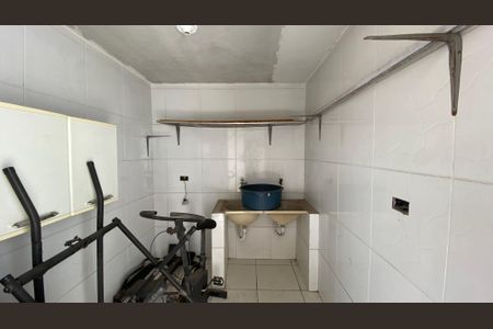 Casa à venda com 320m², 4 quartos e 9 vagas Casa à venda com 320m², 4 quartos e 9 vagasÁrea de Serviço