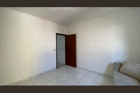 Casa à venda com 320m², 4 quartos e 9 vagas Casa à venda com 320m², 4 quartos e 9 vagasQuarto de Serviço