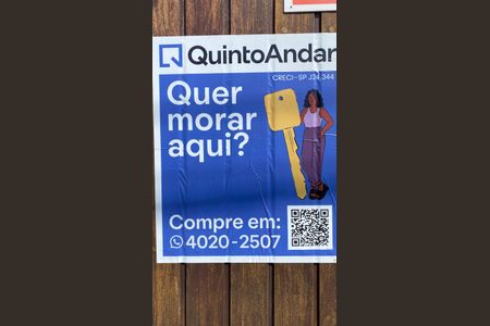 Casa à venda com 320m², 4 quartos e 9 vagas Casa à venda com 320m², 4 quartos e 9 vagasPlaca