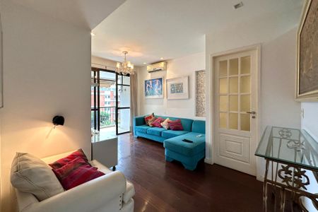 Apartamento à venda com 72m², 2 quartos e 1 vagaSala
