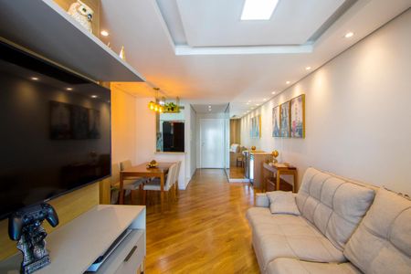 Apartamento à venda com 65m², 2 quartos e 2 vagasSala