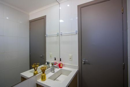 Apartamento à venda com 65m², 2 quartos e 2 vagasBanheiro social
