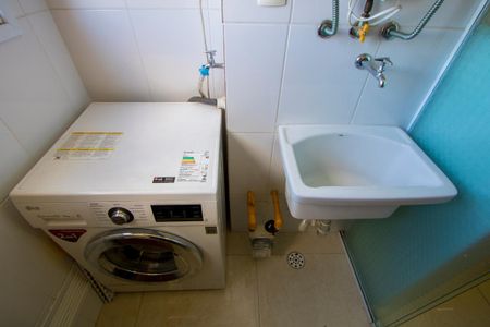 Apartamento à venda com 65m², 2 quartos e 2 vagasÁrea de serviço