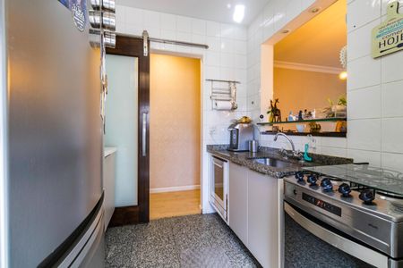 Apartamento à venda com 69m², 2 quartos e 2 vagas Apartamento à venda com 69m², 2 quartos e 2 vagasCozinha