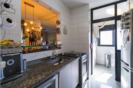 Apartamento à venda com 69m², 2 quartos e 2 vagas Apartamento à venda com 69m², 2 quartos e 2 vagasCozinha