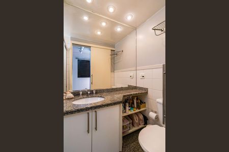 Apartamento à venda com 69m², 2 quartos e 2 vagas Apartamento à venda com 69m², 2 quartos e 2 vagasBanheiro Suíte