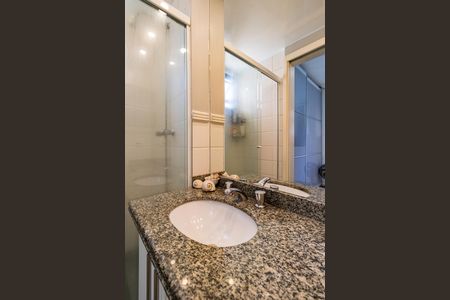 Apartamento à venda com 69m², 2 quartos e 2 vagas Apartamento à venda com 69m², 2 quartos e 2 vagasBanheiro Suíte