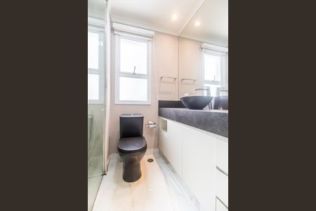 Apartamento para alugar com 69m², 1 quarto e 2 vagas Apartamento para alugar com 69m², 1 quarto e 2 vagasBanheiro da Suíte