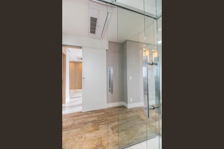 Apartamento para alugar com 69m², 1 quarto e 2 vagas Apartamento para alugar com 69m², 1 quarto e 2 vagasBanheiro da Suíte